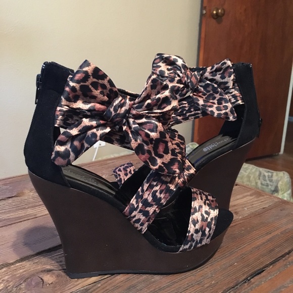 leopard wedge heel shoes